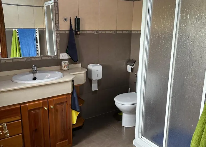 Сasa de vacaciones Casa rural Mestas De Con